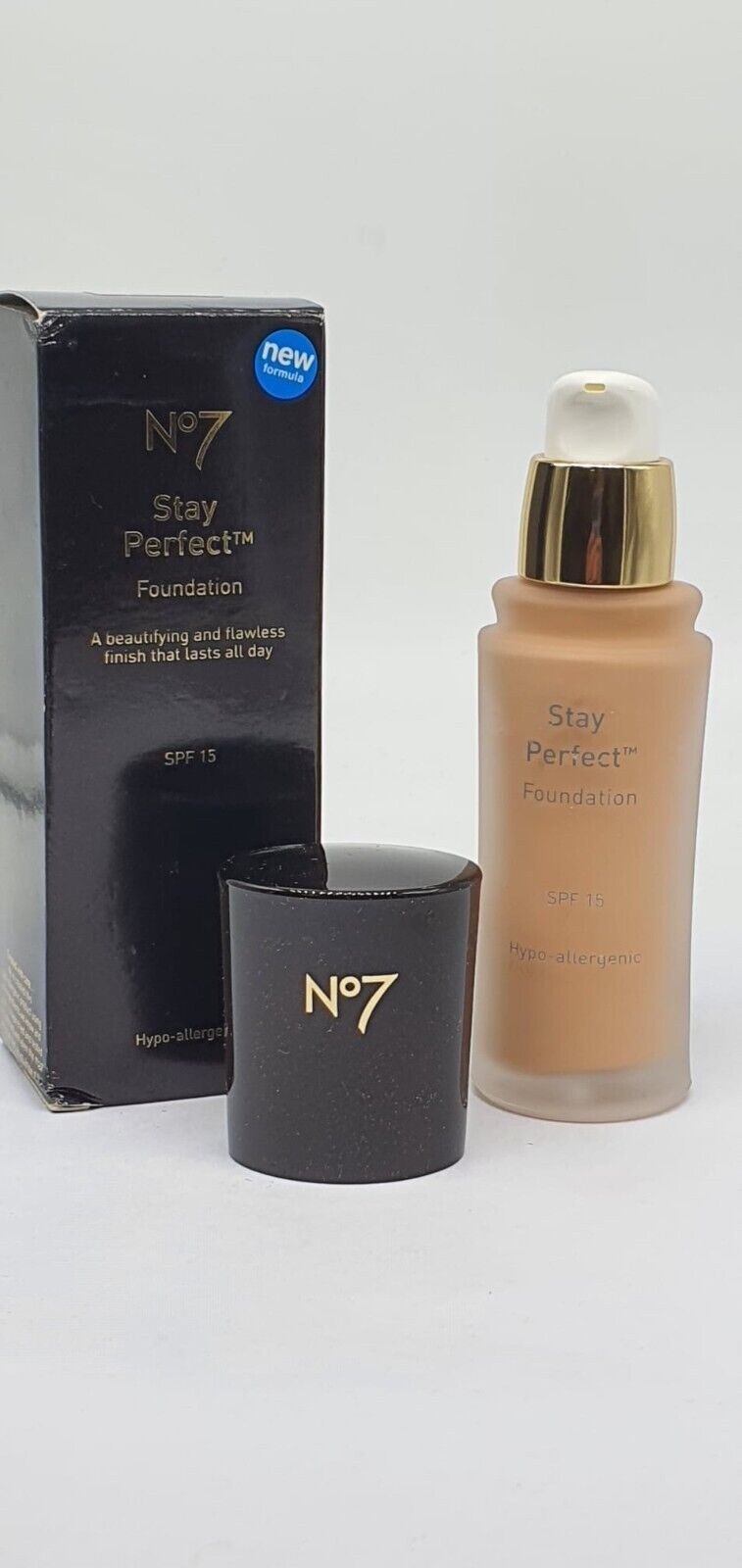 No7 Stay Perfect Foundation 15 Buff 30ml spf 15  CR140 AA 34