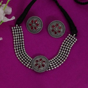 maroon stone necklace set