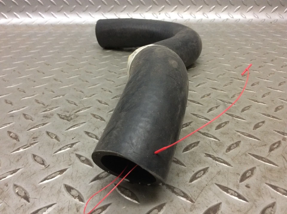 适用于 00-03 Saturn LS L200 L100 82-85 雪佛兰 S10 GMC S15 散热器软管 71141 — 第 3/4 张图片