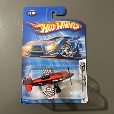 Hot Wheels 2004 First Editions 76/100 Madd Propz Red Airplane Propeller Action