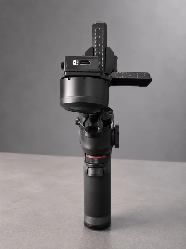 DJI RS3 Mini -With Warranty - Like New - Photo 3/4