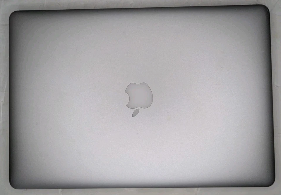 Apple MacBook Pro (Retina, 15" 2015) Intel i7 2.5GHz 16GB RAM 128GB SSD Monterey - Image 3 of 4