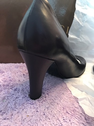 Gucci Auth MaryJane Heels Dark Purple Signature Logo Silver Hardware 8.5/38 1/2 - Picture 10 of 12