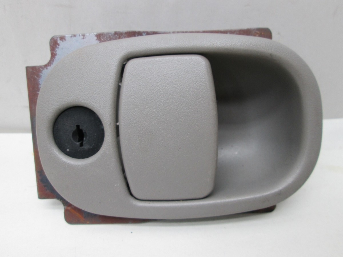 Chevy Trailblazer Glove Box Latch 