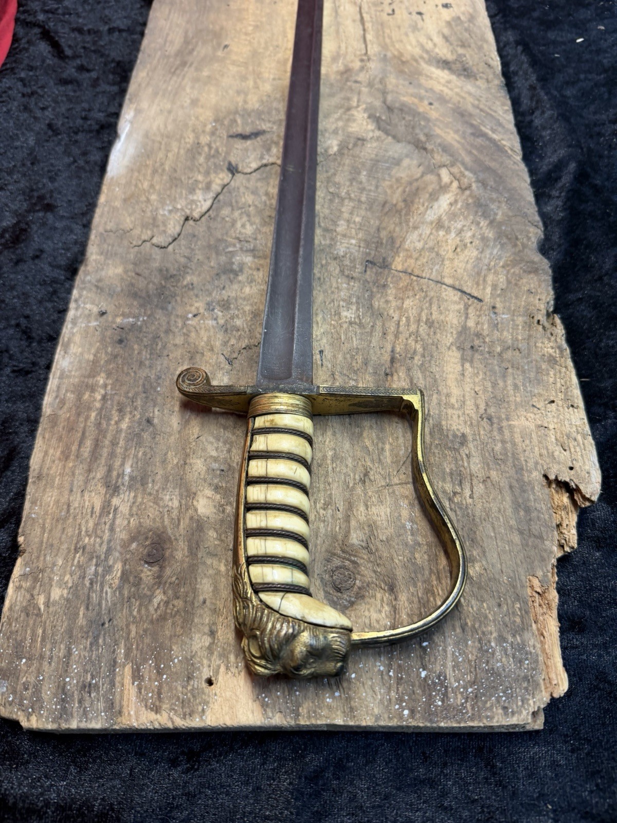 BRITISH MODEL 1805 NAVAL SWORD 19th CENTURY 1800s Lion Head Pommel