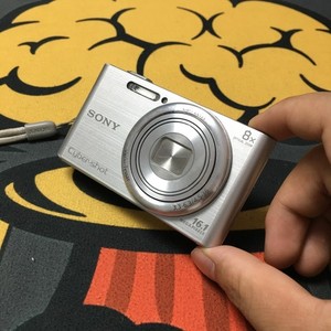 【美品】SONY Cyber-shot DSC-W730 シルバー Amazon.com : Sony DSC-W730 16.1 MP Digital Camera with 2.7-Inch