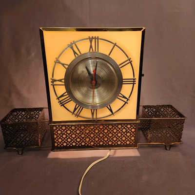 #ad Vintage MCM Electric Clock Lamp Brass Tone Metal With Side Planters Roman Dial $67.98