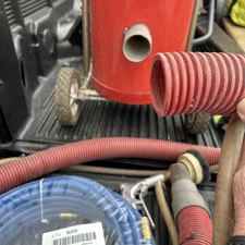 Sandblaster With Gun Nozzle Air Hose And Brush