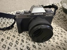Fujifilm X-T200 Mirrorless Camera Black w/ Fujifilm XC 15-45mm Lens Touchscreen