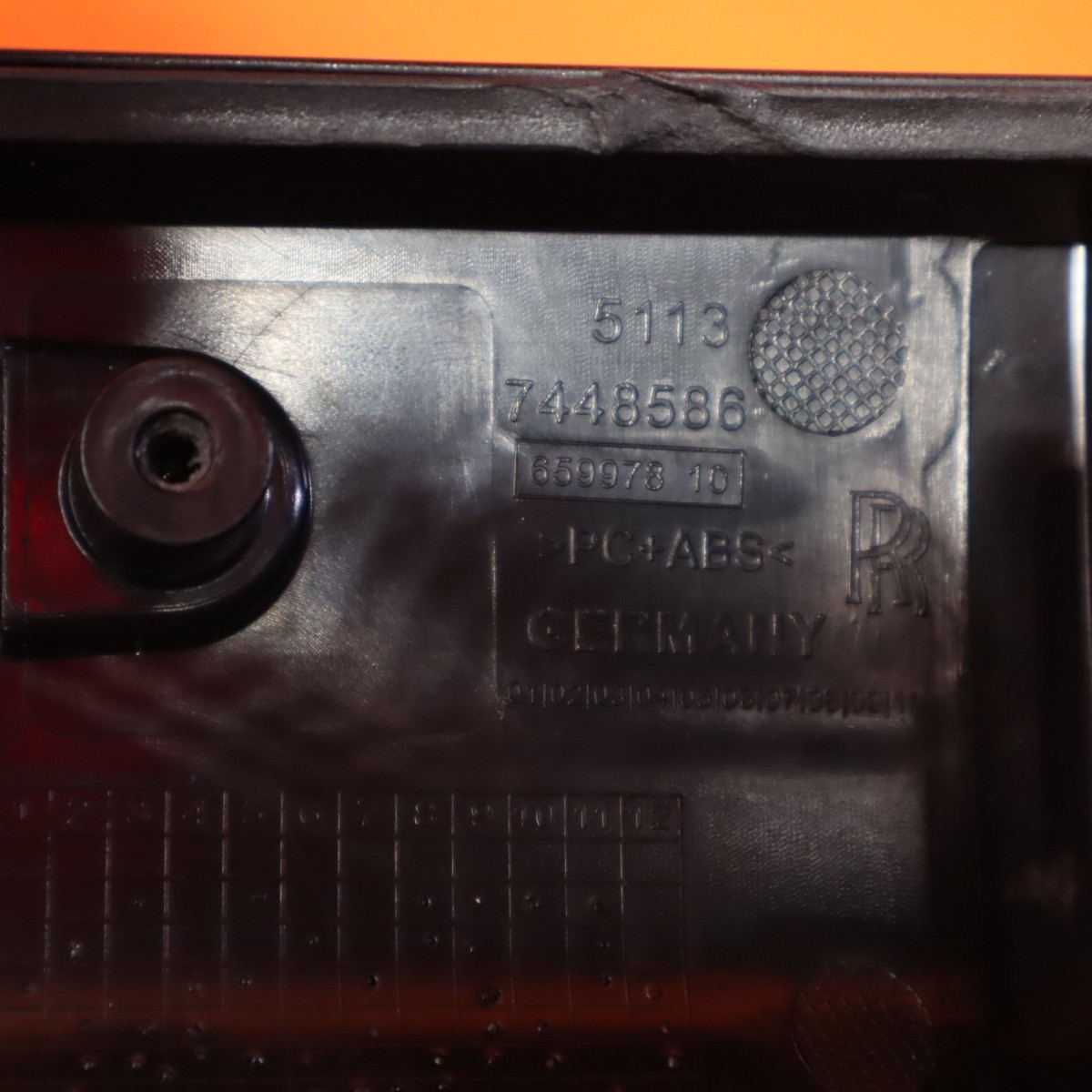 Rolls-Royce Cullinan 2025-2026 Front Right Body molding Black