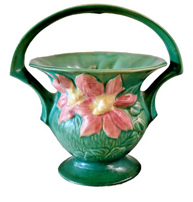 VINTAGE ROSEVILLE POTTERY CLEMATIS BASKET #388-8