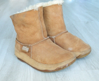 FitFlop Mukluk Shorty III Damen Comfort Stiefeletten hellbraun Wildleder Gr. 4 / 37