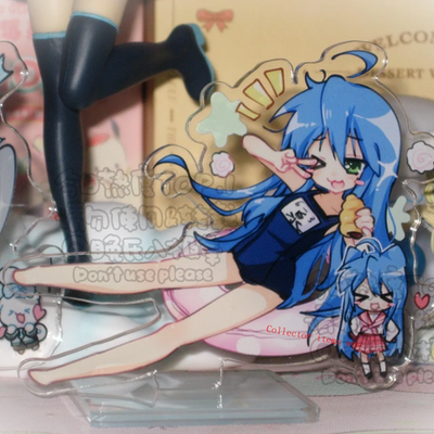 Lucky Star Konata Izumi 10cm Acrylic Standing Figure Pendant