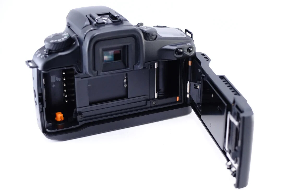Canon EOS 7 EYE CONTROL キヤノン Canon EOS 7 EYE CONTROL 35mm SLR Film Camera Body From JAPAN