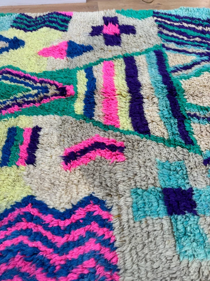 Tapis berbère coloré rose bleu - Photo 2/4