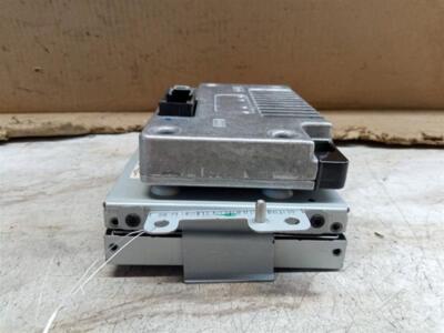 Used Front Center Infotainment Display fits: 2011 Lincoln Mkx Front center dash