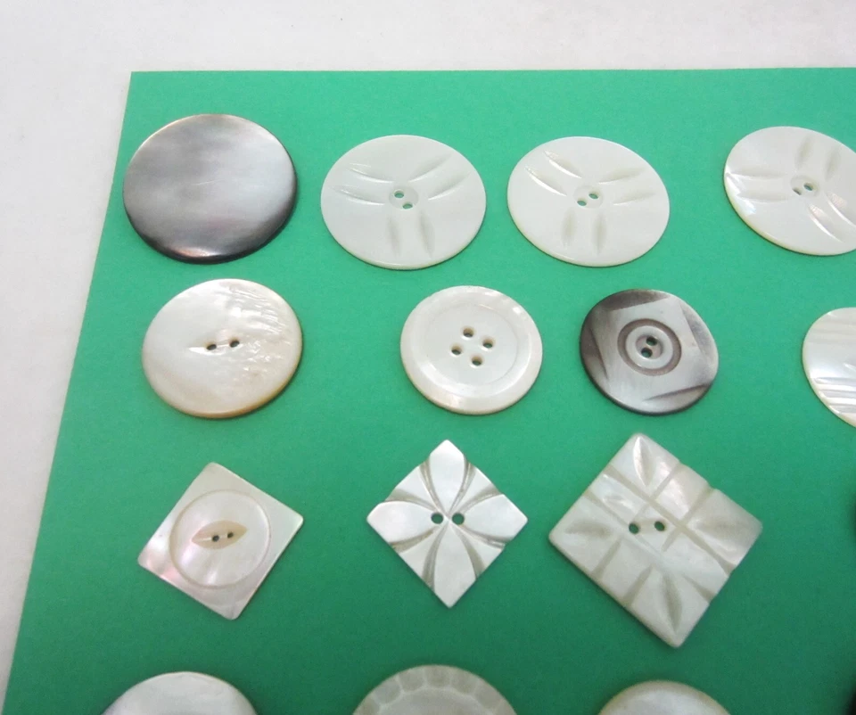 30 Antique MOP Shell Pearl Buttons 11/16" to 1&3/8" Pretty detailed designs - Image 2 of 4