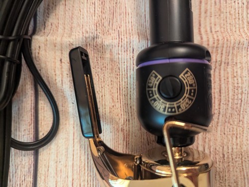 Hot Tools Pro Signature 24K Gold Curling Iron Long-Lasting Defined Curls 1 1/2" - Picture 3 of 5