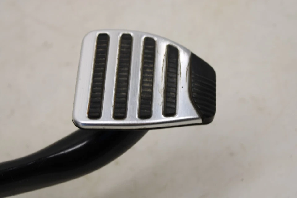 2010-2020 Nissan 370z M/T Brake Pedal OEM JS104 - Image 3 of 4