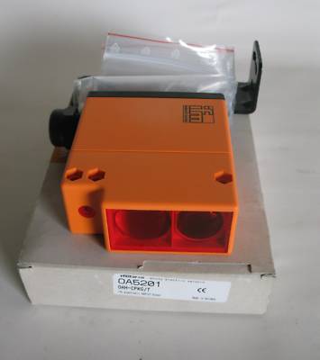 IFM Efector 200 OA5201 OAH-CPKG Diffuse Reflect Sensor