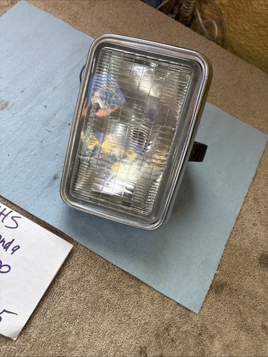 1984 Honda Trx 200 Headlight Bucket Lens Assembly 311 - Picture 2 of 12
