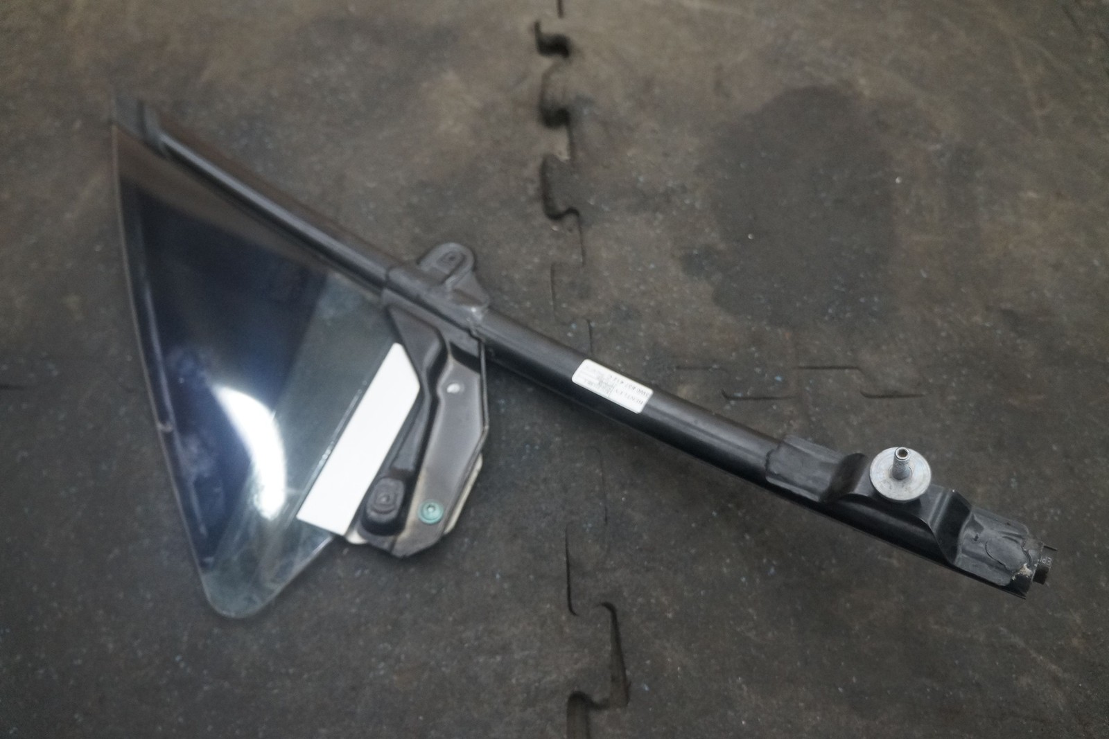 Front Right Door Corner Vent Window Glass 3W0837412C Bentley Continental Gt 2005