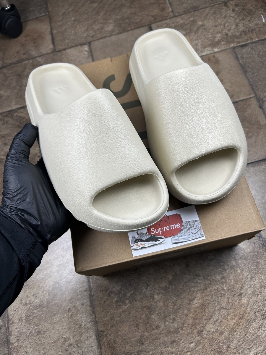 Adidas Yeezy Slide Bone (FZ5897) - Men's Size 9 - BRAND NEW Adidas Yeezy Slide Bone (FZ5897) - Men's Size 9 - BRAND NEW