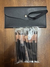 15 Piece Makeup Brush Set and Wristlet Bag, Ideal For Travel NWT