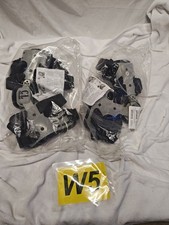     Medical Universal Knee Brace 1 LEFT  1 RIGHT Comfortland Brace Size: LG