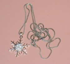 STERLING Silver CZ SNOWFLAKE Pendant Charm CHRISTMAS NECKLACE 18 inch Box Chain