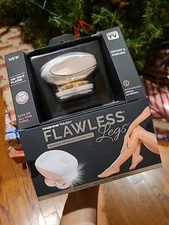 Finishing Touch Flawless Legs 18K Gold Plated Women's Rechargeable Razor NEW