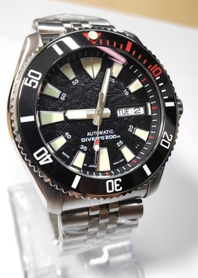 Custom SKX Blood Moon Mod-NH36 Auto Taucheruhr, Red AR Sapphire BLK Dial