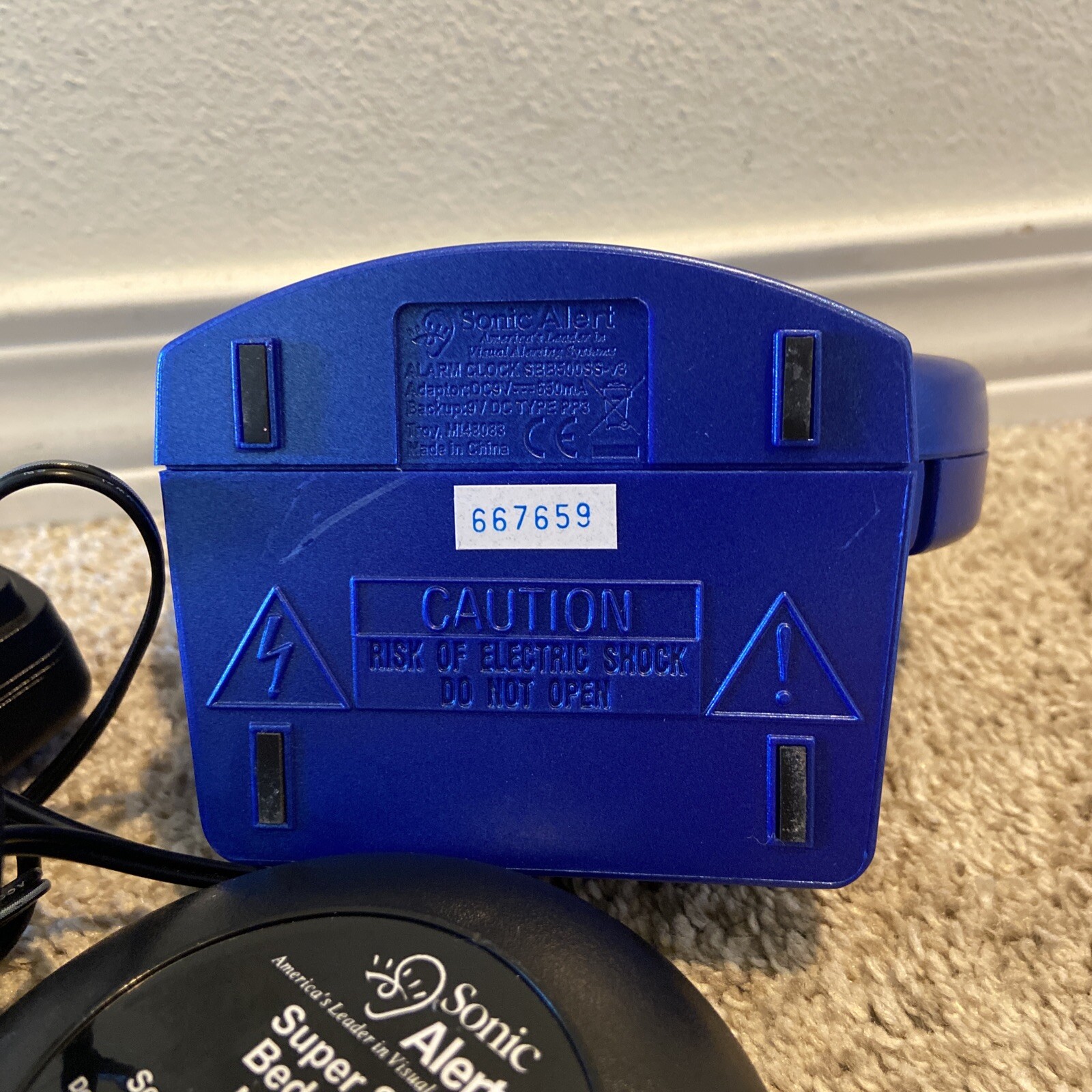 Sonic Alert Sonic Bomb SBB500SS-V3 Version 3 Alarm Clock - Blue