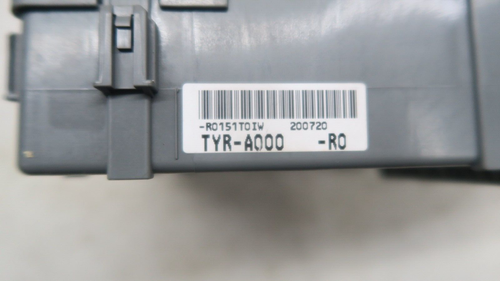 2016-2020 Acura MDX OEM Left Front Dash Junction Fuse Relay Box TYR-A000 - Picture 15 of 16
