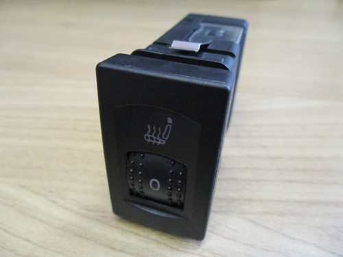 Schalter Sitzheizung links VW Passat 3B 3BG 3U0963563 Regler Fahrersitz