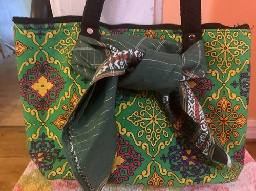 3 Hand Made Fabric Purses/bags. Red,Green, Fuchsia $20 Each - 第 6/21 張圖片