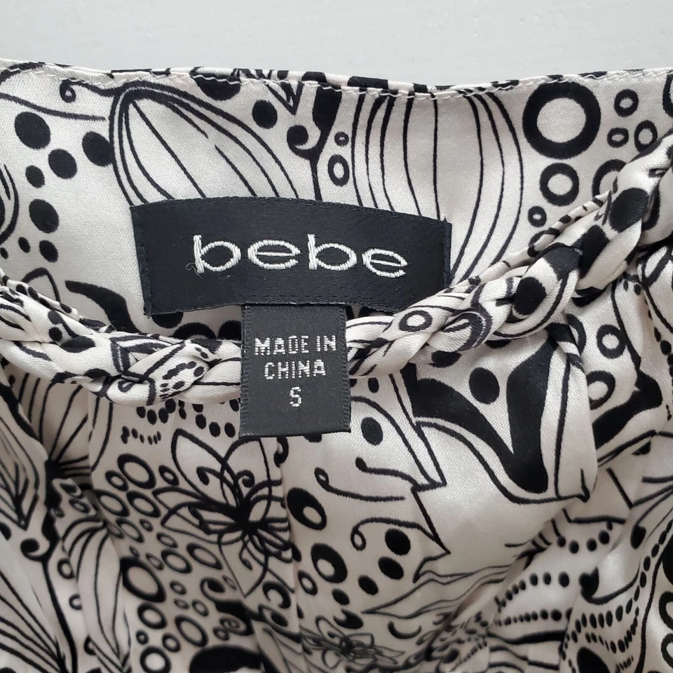 Bebe Mujer Y2K Años 2000 Blanco Negro Artístico Estampado Floral Seda Correa Trenzada Cami S Foto 2 de 4