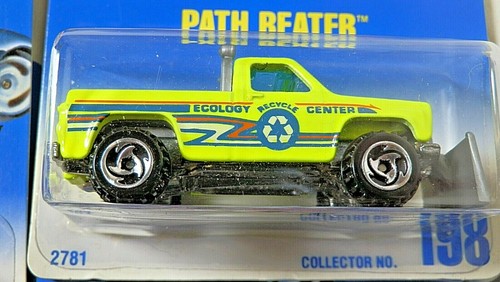 Hot Wheels 4 Pick Up Truck Bundle, 2K Attack Rack Series, Pikes Peak Tacoma NEW - Picture 4 of 11