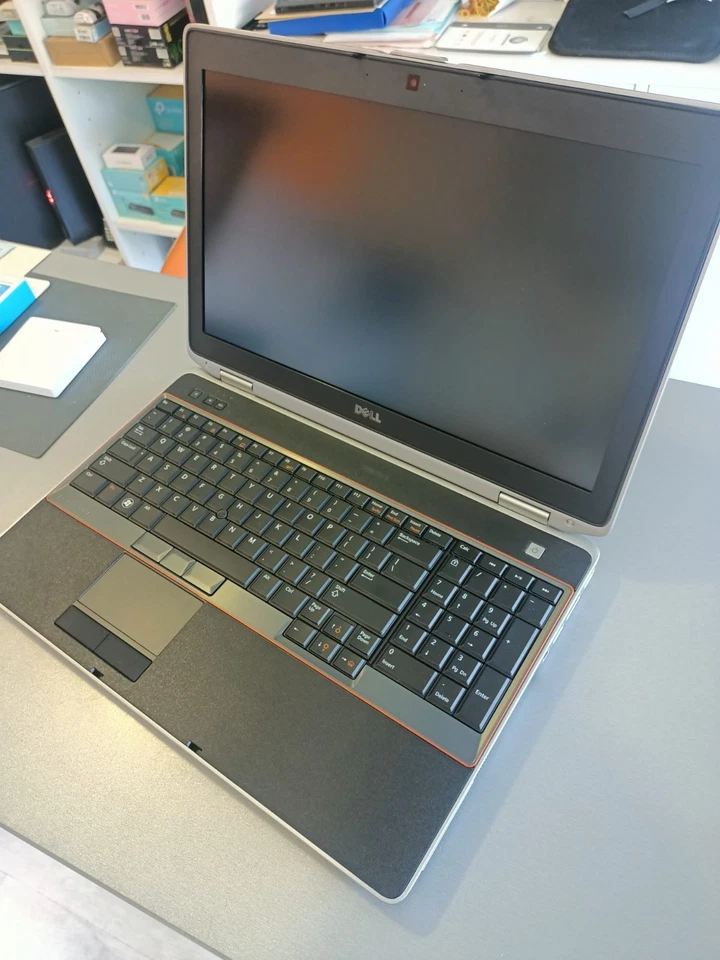 Portatil Dell E6520 15" - Imagen 2 de 4