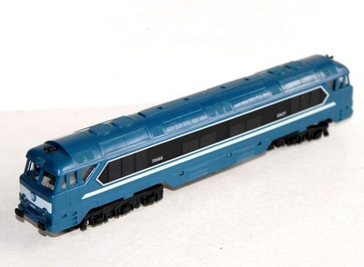 MEHANO HO 1/87 ELECTRIC DIESEL LOCOMOTIVE SNCF CC 70000, ENGINE + LIGHTING OK