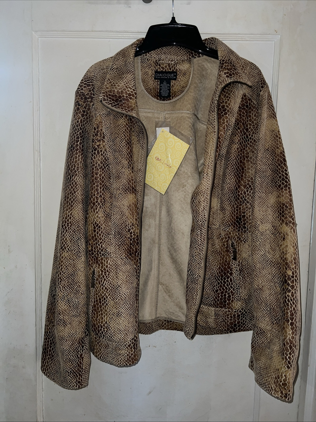 dialogue jacket - image 4