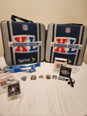  (2) SUPERBOWL 40 XL CUSHIONS..WITH SOUVENIRS INCLUDING RADIO PINS ECT NFL SUNDA