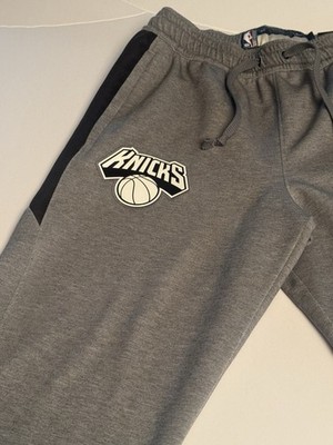 Nike NBA New York Knicks Player Issued Gray Practice Pants Mens
