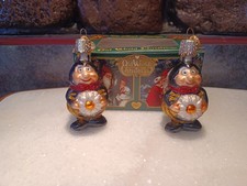 old world christmas ornaments 2 bees with box