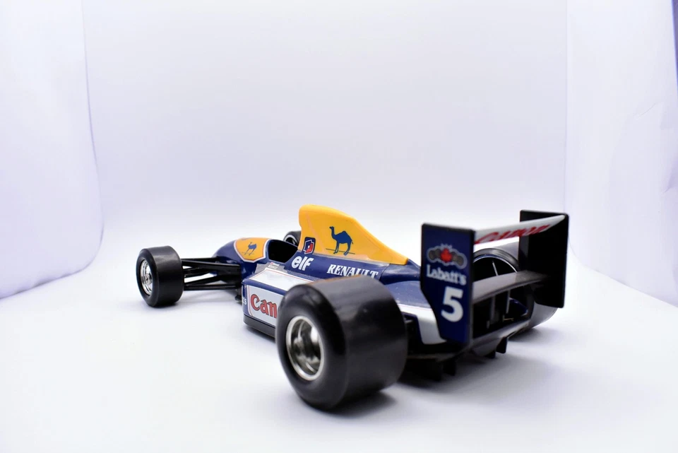 Modellini auto FORMULA 1 1:24 Williams FW 14 burago modellismo collezione - Immagine 3 di 3