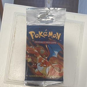 1st Edition Base Set Booster Pack | eBay