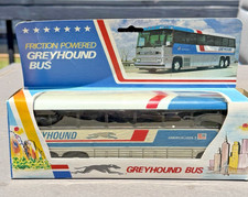 Greyhound Americruiser 2 Plastic Bus Friction Powered Toy in Original Box