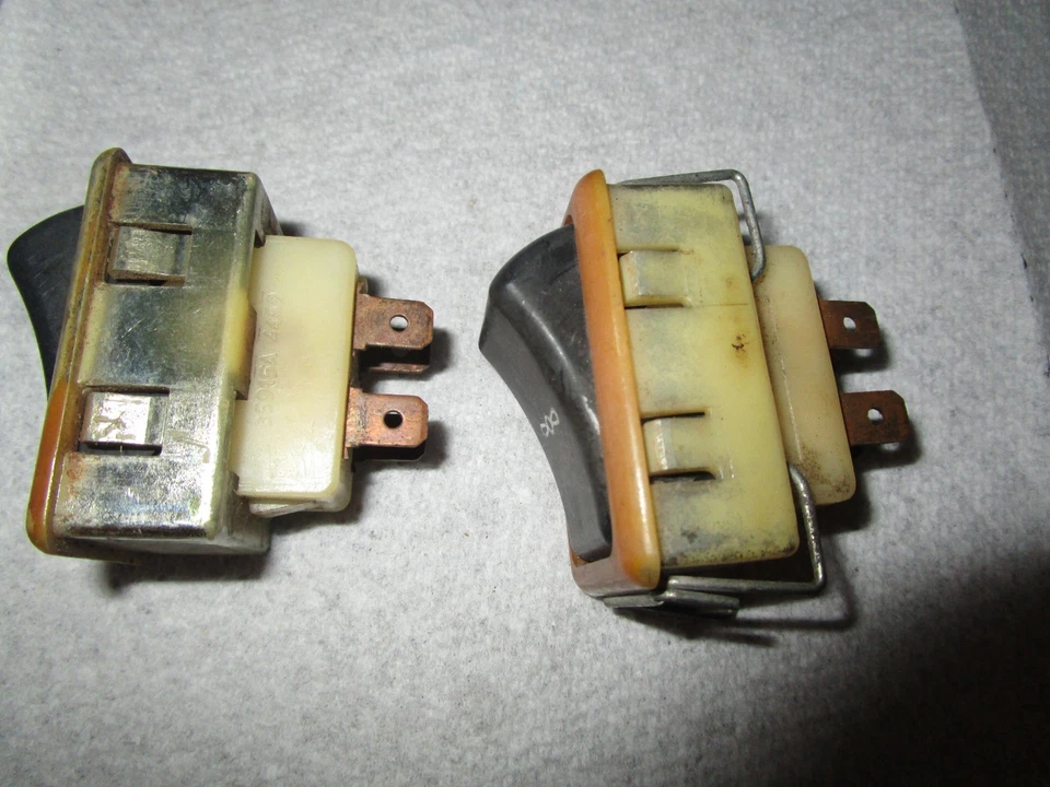 Ventilador aquecedor MGB e interruptor de luz mapa Lucas Original 1968-1971 #35872 #35915 - Imagem 2 de 2