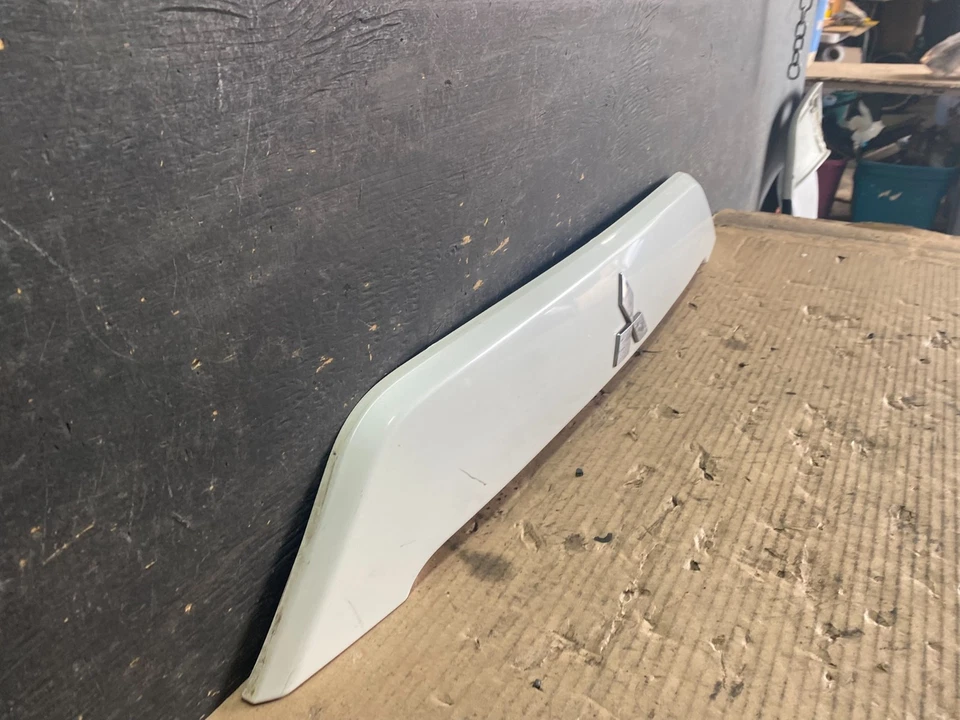 2007 to 2013 Mitsubishi Outlander Rear Hatch Tailgate Trim Molding OEM S5642 DG - Image 3 of 4