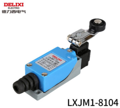 1PC DELIXI LXJM1-8104 LXJM18104 New   Free shipping